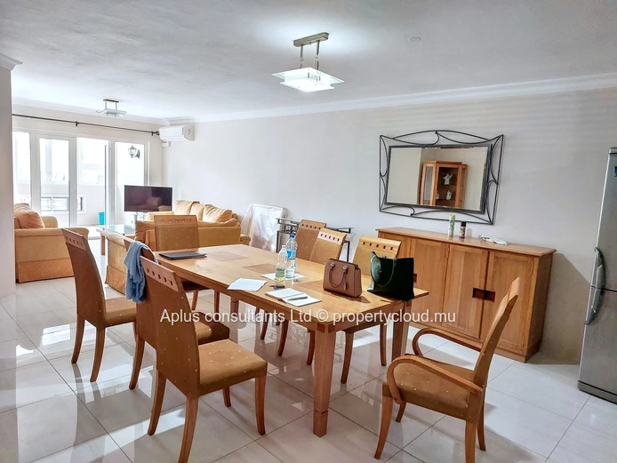 Apartment on Sale in Rose Hill